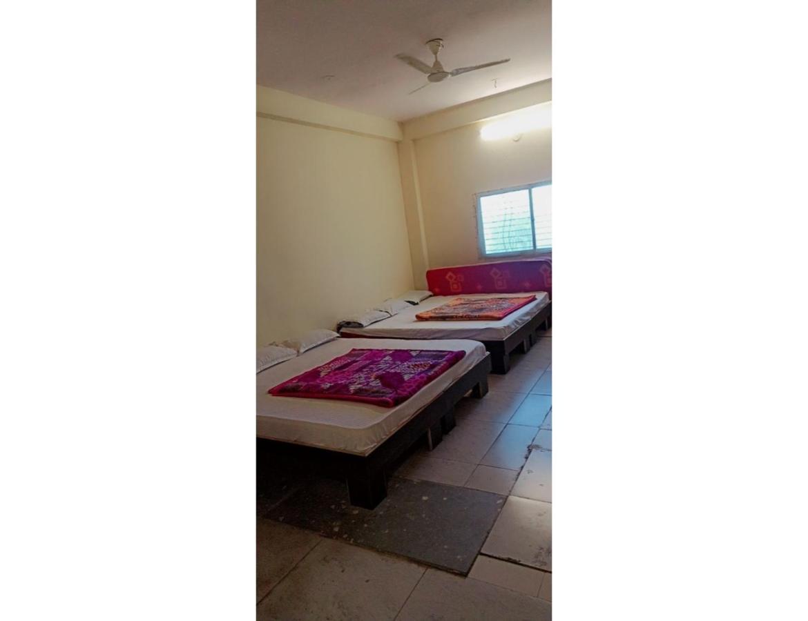 Hotel Mahakal Vishram, Ujjain Exterior photo